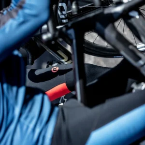 Rogelli TYRO - męskie lekko ocieplane spodnie rowerowe z szelkami czarno-czerwone - obrazek 7