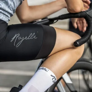 Rogelli ESSENTIAL II - damskie spodenki rowerowe z szelkami czarne - obrazek 9