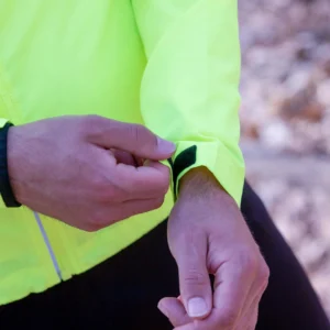 Rogelli CORE - męska wiatroodporna kurtka do biegania żółta - obrazek 10