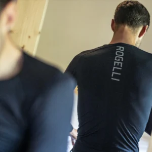 Rogelli ESSENTIAL - termoaktywna koszulka czarna - obrazek 4