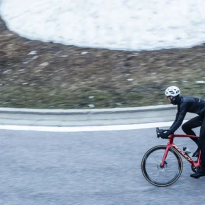 Rogelli WADDED II - męska zimowa kurtka rowerowa czarna - obrazek 8