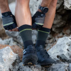 Rogelli HERO II - funkcjonalne skarpety sportowe czarno-khaki - obrazek 4