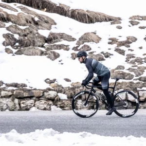 Rogelli HERO II - męska zimowa kurtka rowerowa czarna - obrazek 14