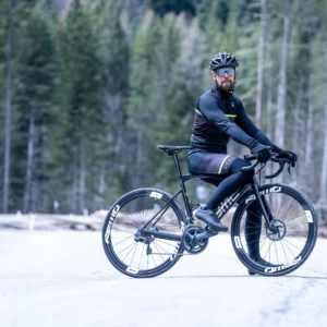 Rogelli HERO II - męskie zimowe spodnie rowerowe z szelkami czarno-żółte - obrazek 11