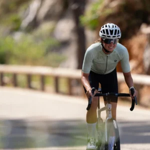 Rogelli ESSENTIAL GRAPHIC II - damska koszulka rowerowa zielona - obrazek 15