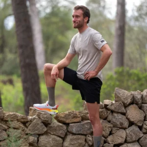 Rogelli DISTANCE - męska koszulka do biegania beżowa - obrazek 15