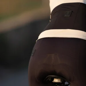 Rogelli SIGNATURE - damskie spodenki rowerowe z wkładką czarne - obrazek 11