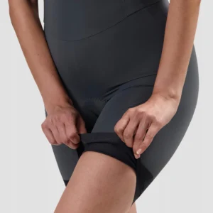 Rogelli SIGNATURE - damskie spodenki rowerowe z wkładką szare - obrazek 7