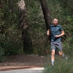 Rogelli ESSENTIAL - męska koszulka do biegania granatowa - obrazek 8