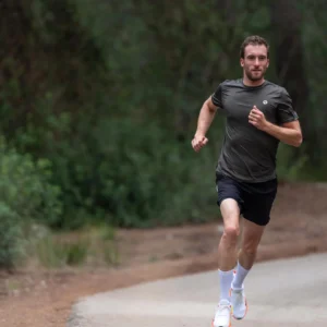 Rogelli ESSENTIAL - męska koszulka do biegania khaki - obrazek 11