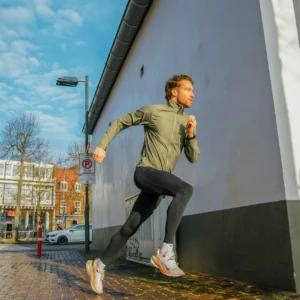 Rogelli CORE - męska wiatroodporna kurtka do biegania khaki - obrazek 13