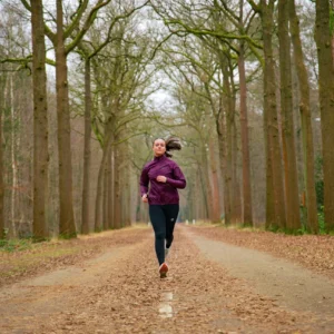 Rogelli ESSENTIAL - damska kurtka do biegania bordowa - obrazek 14