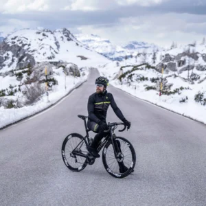 Rogelli HERO II - męska zimowa kurtka rowerowa czarno-żółta - obrazek 10